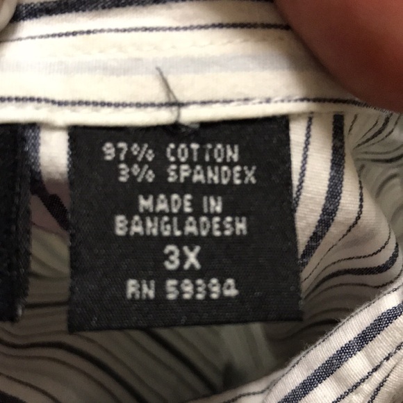 At Last stretch size 3xl button down sleeveless top - Picture 5 of 5